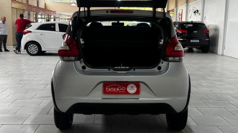 MOBI 1.0 8V EVO FLEX LIKE. MANUAL - 2023 - ESTâNCIA VELHA