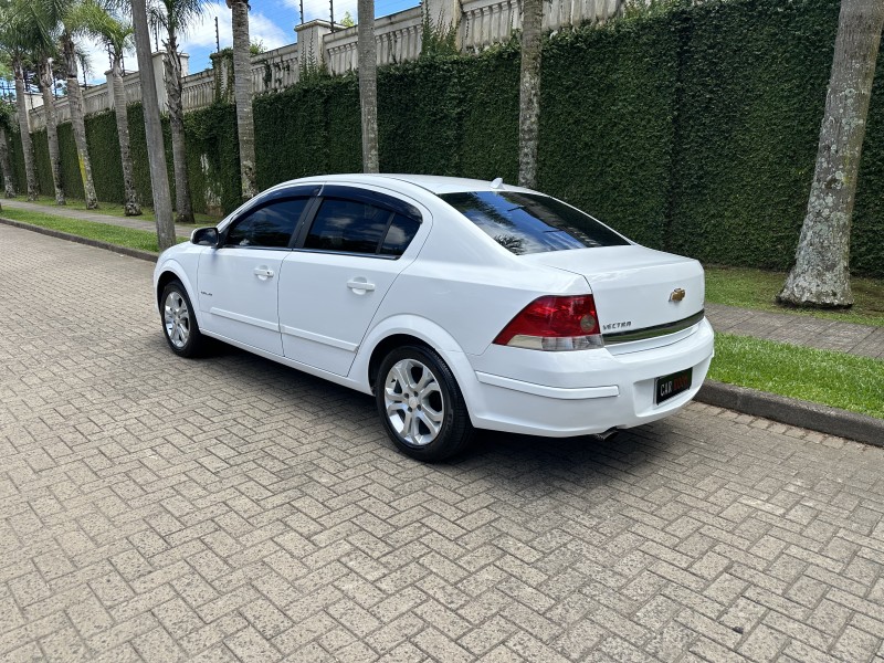 VECTRA 2.0 MPFI ELEGANCE 8V FLEX 4P MANUAL - 2010 - CAXIAS DO SUL