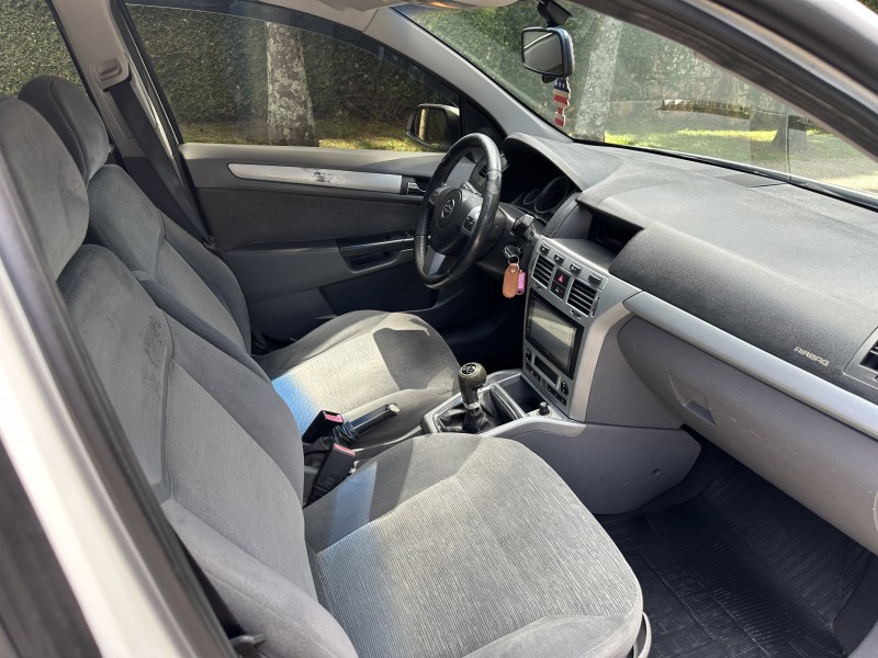 VECTRA 2.0 MPFI ELEGANCE 8V FLEX 4P MANUAL - 2010 - CAXIAS DO SUL