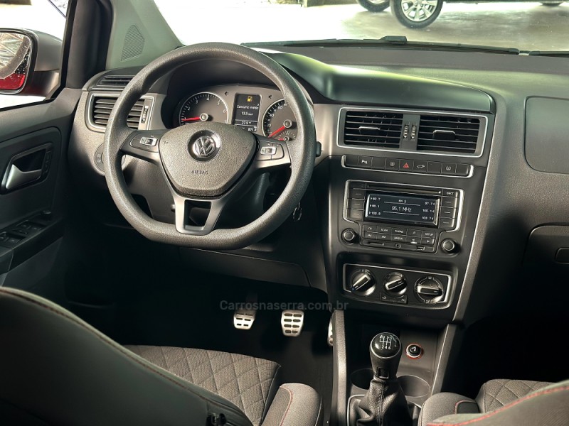 CROSSFOX 1.6 MSI FLEX 16V 4P MANUAL - 2015 - MUçUM