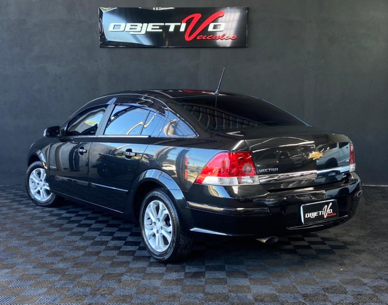 VECTRA 2.0 MPFI ELEGANCE 8V 140CV FLEX 4P AUTOMÁTICO - 2011 - CAXIAS DO SUL