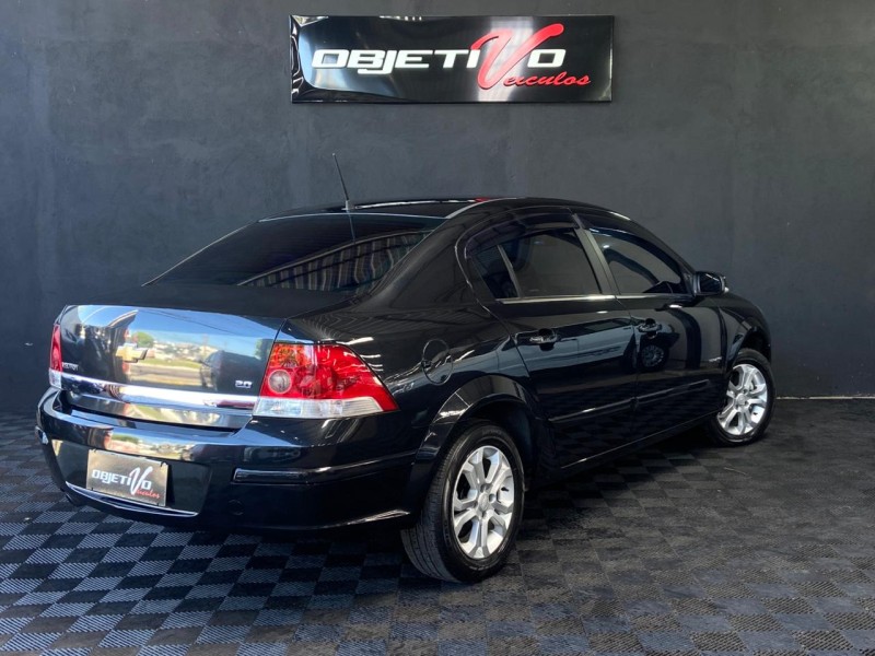 VECTRA 2.0 MPFI ELEGANCE 8V 140CV FLEX 4P AUTOMÁTICO - 2011 - CAXIAS DO SUL