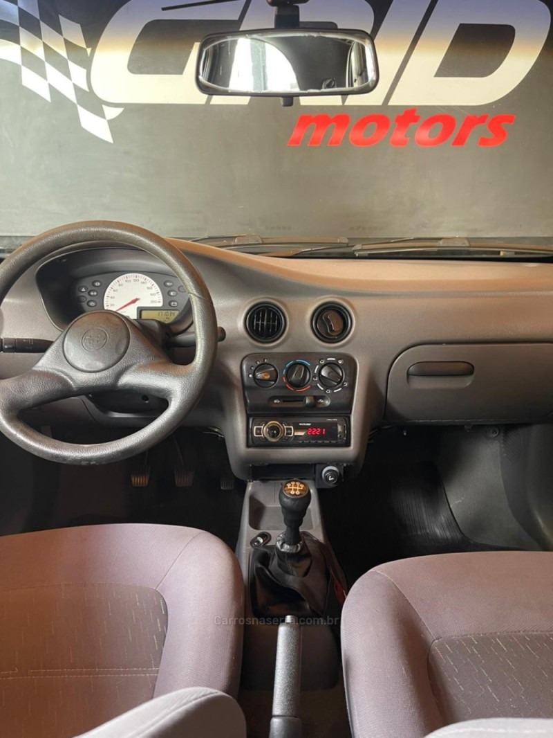 CELTA 1.0 MPFI SPIRIT 8V FLEX 2P MANUAL - 2001 - ESTâNCIA VELHA