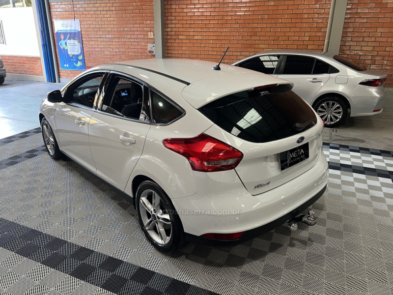 FOCUS 1.6 SE 16V FLEX 4P MANUAL - 2016 - BENTO GONçALVES