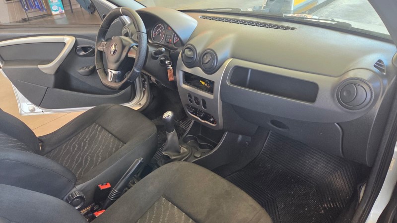 LOGAN 1.0 AUTHENTIQUE 16V FLEX 4P MANUAL - 2011 - CAXIAS DO SUL