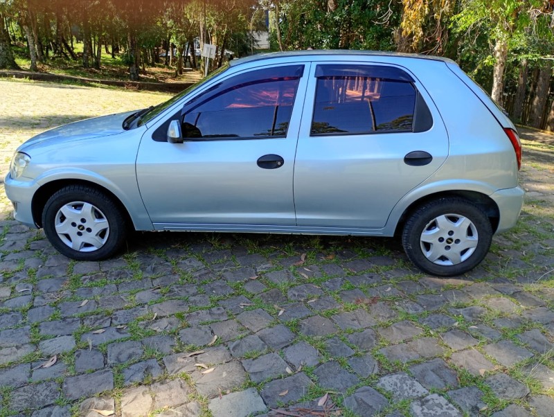 CELTA 1.0 MPFI LIFE 8V FLEX 4P MANUAL - 2011 - CAXIAS DO SUL