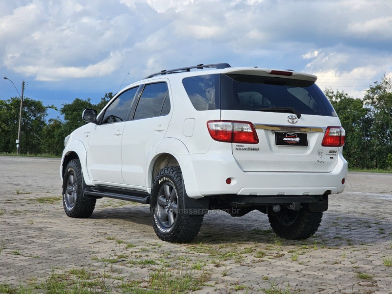 HILUX SW4 3.0 SRV 4X4 7 LUGARES 16V TURBO INTERCOOLER DIESEL 4P AUTOMÁTICO - 2009 - ANTôNIO PRADO