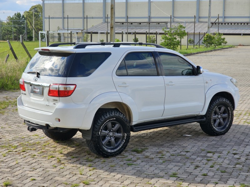 HILUX SW4 3.0 SRV 4X4 7 LUGARES 16V TURBO INTERCOOLER DIESEL 4P AUTOMÁTICO - 2009 - ANTôNIO PRADO
