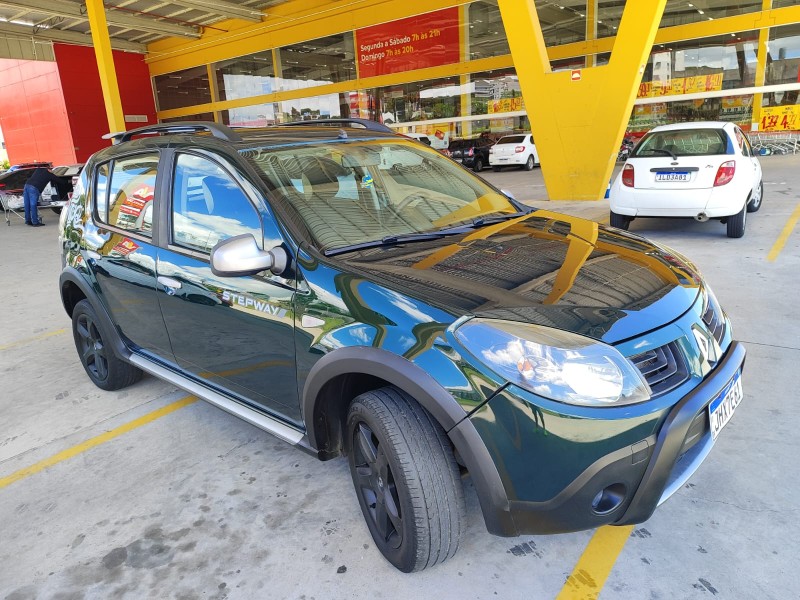 SANDERO 1.6 STEPWAY 16V FLEX 4P MANUAL - 2011 - FARROUPILHA