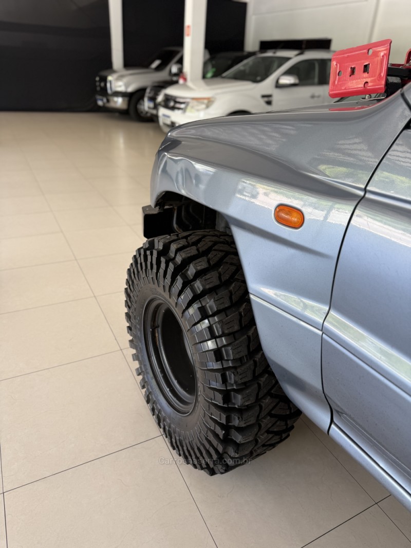 PAJERO 3.0 GLS 4X4 V6 24V GASOLINA 2P AUTOMÁTICO - 1997 - FARROUPILHA