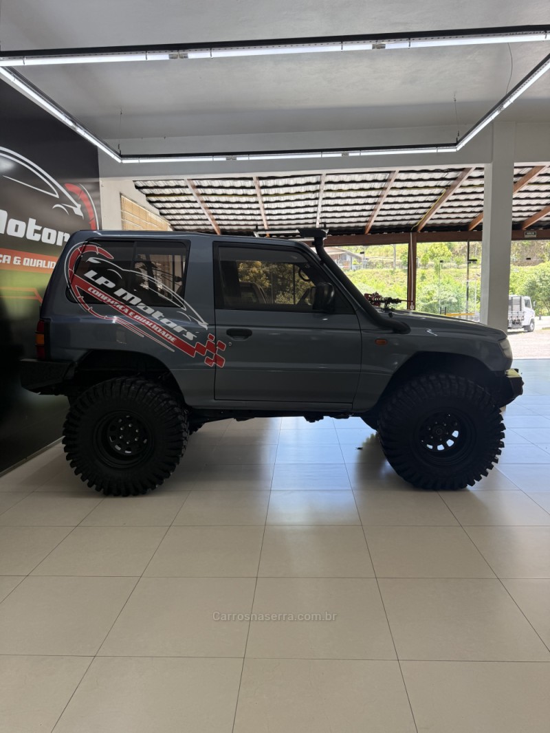 PAJERO 3.0 GLS 4X4 V6 24V GASOLINA 2P AUTOMÁTICO - 1997 - FARROUPILHA