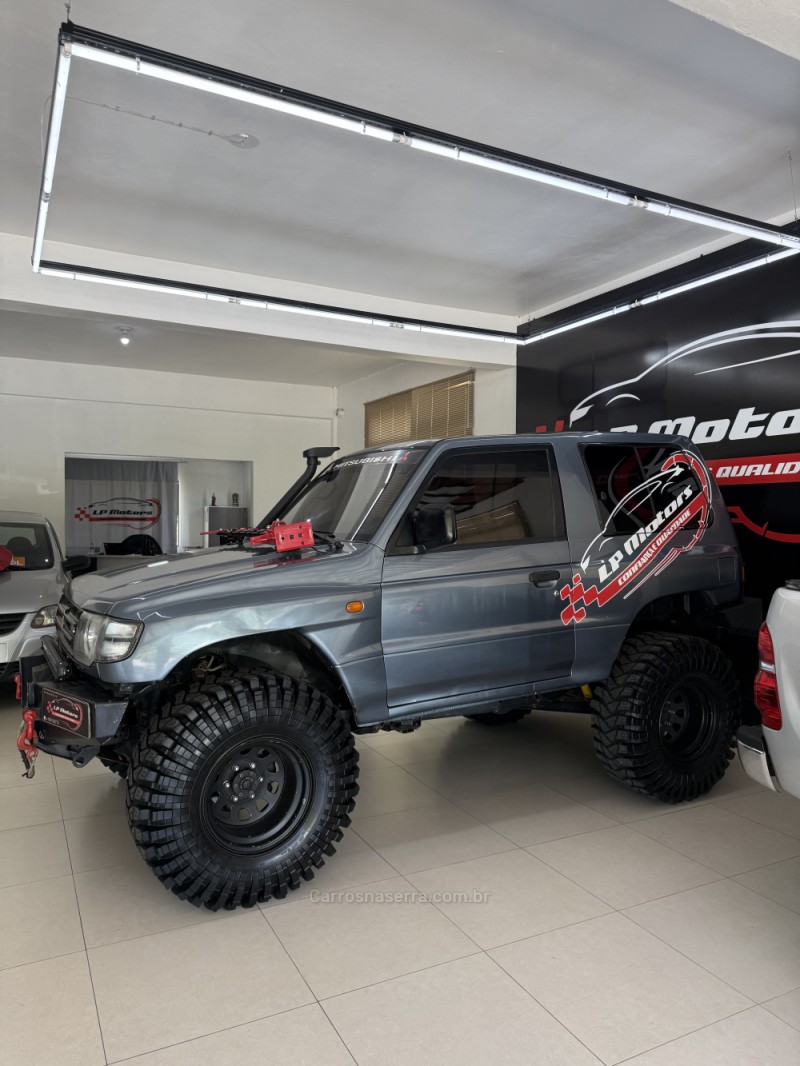 PAJERO 3.0 GLS 4X4 V6 24V GASOLINA 2P AUTOMÁTICO - 1997 - FARROUPILHA