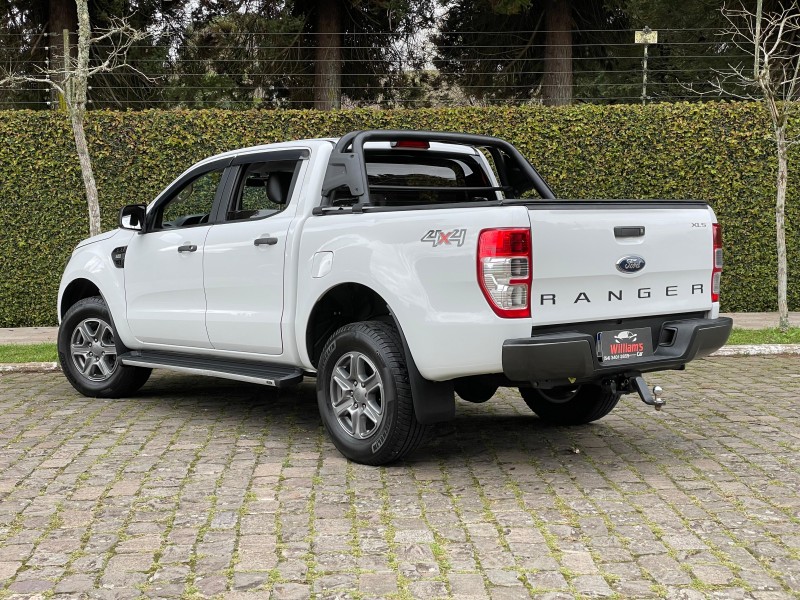 RANGER 2.2 XLS 4X4 CD 16V DIESEL 4P AUTOMÁTICO - 2017 - FARROUPILHA