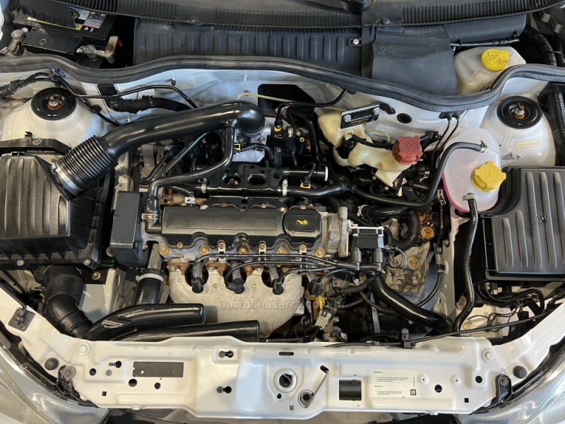 CORSA 1.0 MPFI JOY 8V FLEX 4P MANUAL - 2006 - CAXIAS DO SUL