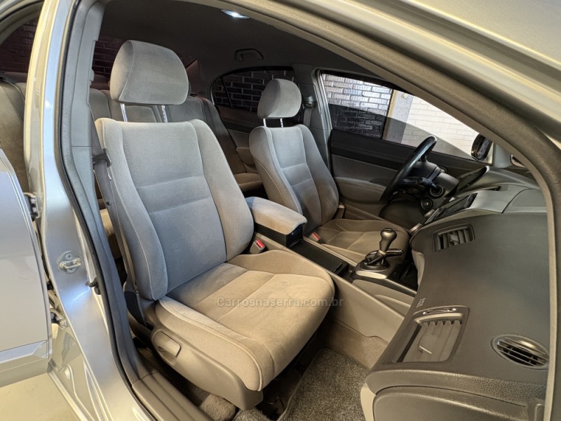 CIVIC 1.8 LXS 16V FLEX 4P MANUAL - 2008 - CAXIAS DO SUL