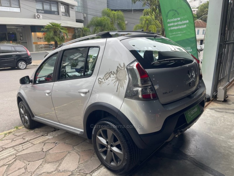 SANDERO 1.0 STEPWAY SZE 12V FLEX 4P MANUAL - 2014 - BENTO GONçALVES
