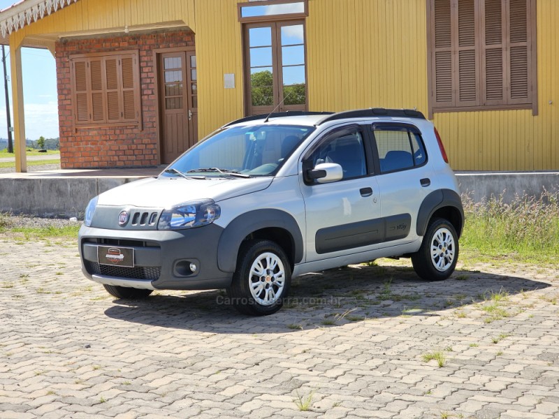 UNO 1.0 EVO WAY 8V FLEX 4P MANUAL - 2011 - ANTôNIO PRADO