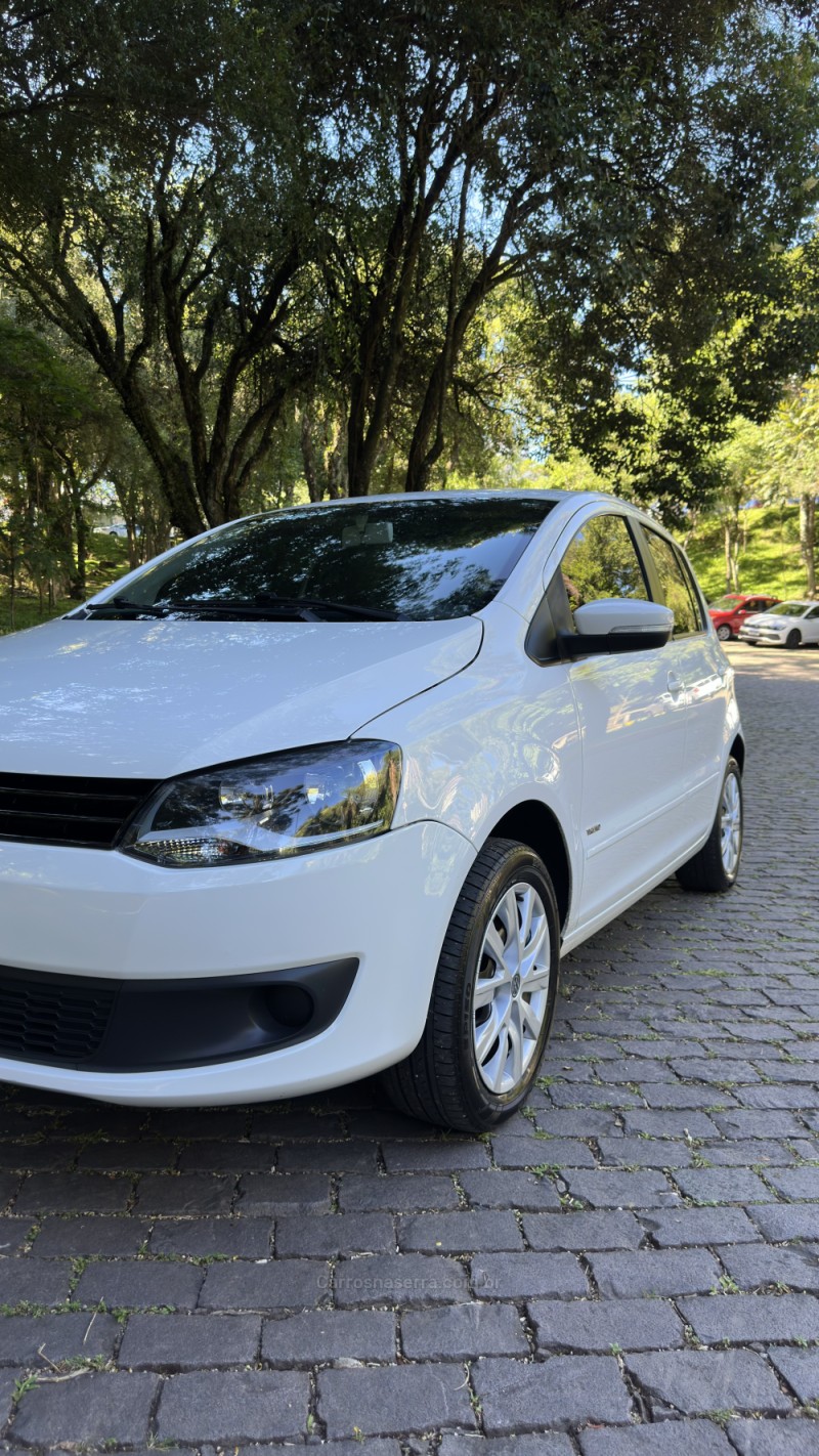 FOX 1.6 MI 8V FLEX 4P MANUAL - 2013 - CAXIAS DO SUL