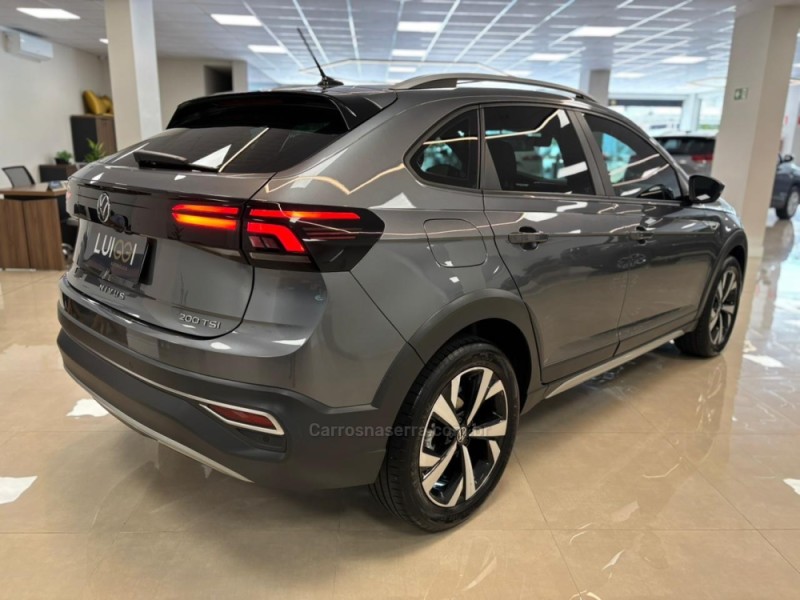 NIVUS 1.0 TSI HIGHLINE FLEX 4P AUTOMÁTICO - 2023 - CARLOS BARBOSA