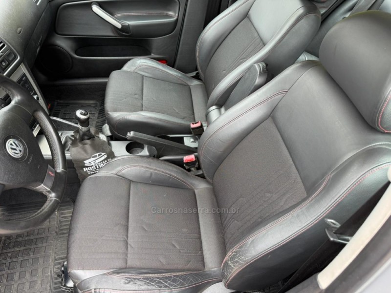 GOLF 1.6 MI SPORTLINE 8V FLEX 4P MANUAL - 2012 - VACARIA