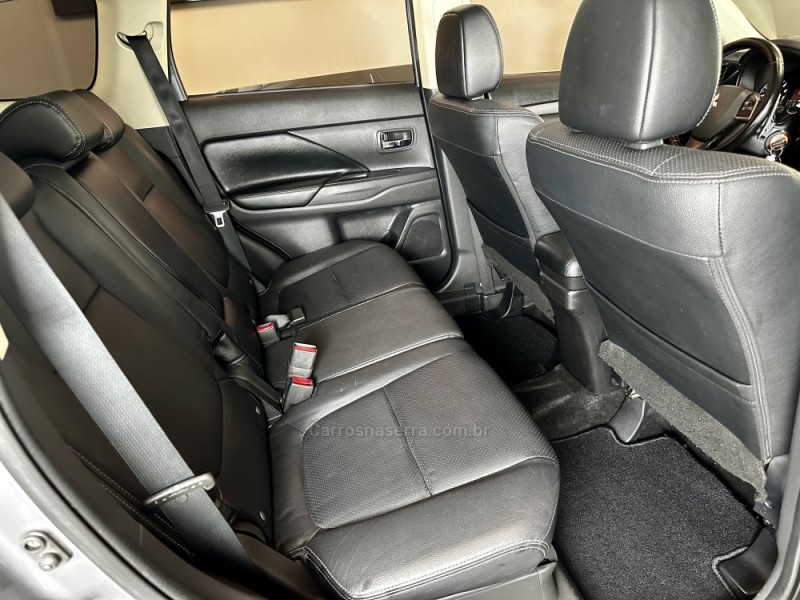 OUTLANDER 2.0 16V GASOLINA 4P AUTOMÁTICO - 2015 - SAPIRANGA