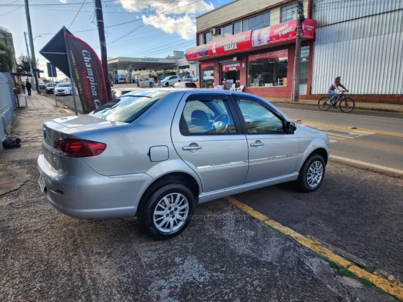 SIENA 1.0 MPI EL 8V FLEX 4P MANUAL - 2011 - VACARIA