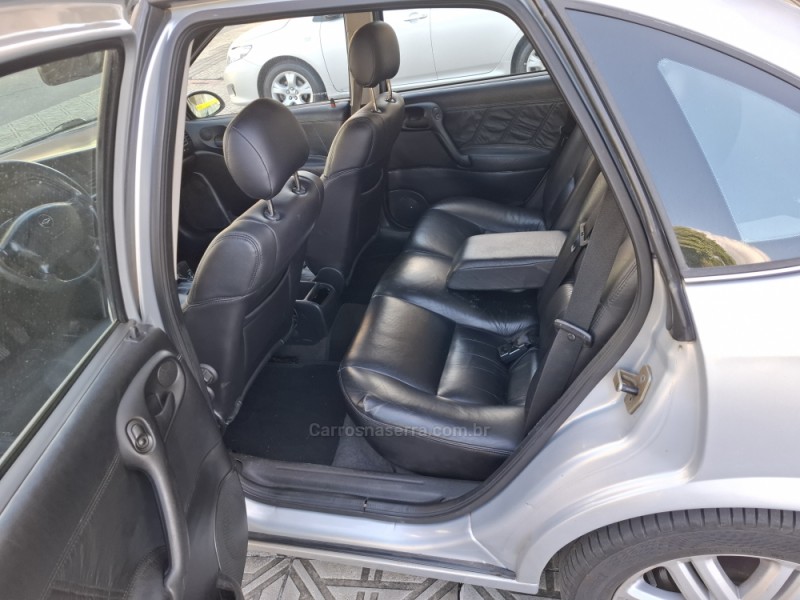 VECTRA 2.0 MPFI GLS 8V GASOLINA 4P MANUAL - 2018 - CAXIAS DO SUL