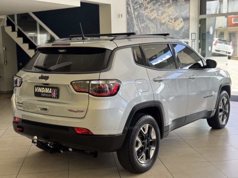 COMPASS 2.0 16V DIESEL TRAILHAWK 4X4 AUTOMÁTICO - 2018 - FLORES DA CUNHA