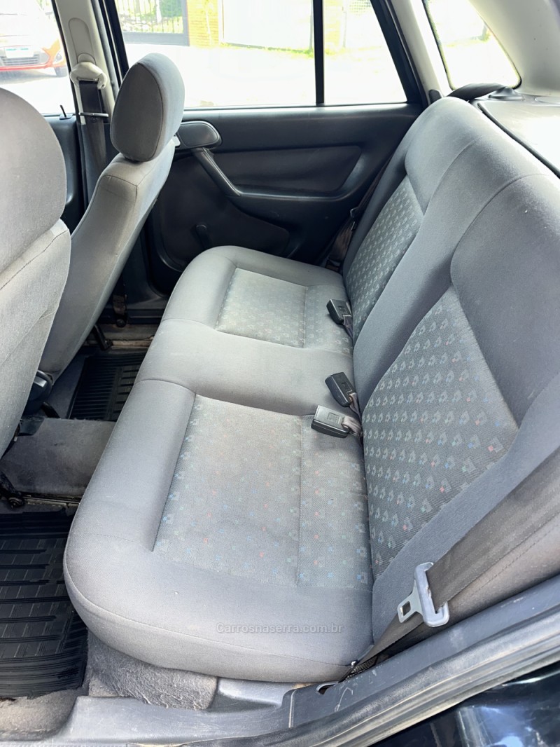 GOL 1.6 MI POWER 8V GASOLINA 4P MANUAL G.III - 2003 - CAXIAS DO SUL