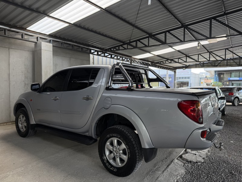 L200 TRITON 2.4 HLS 4X2 CD 16V FLEX 4P MANUAL - 2013 - CAXIAS DO SUL