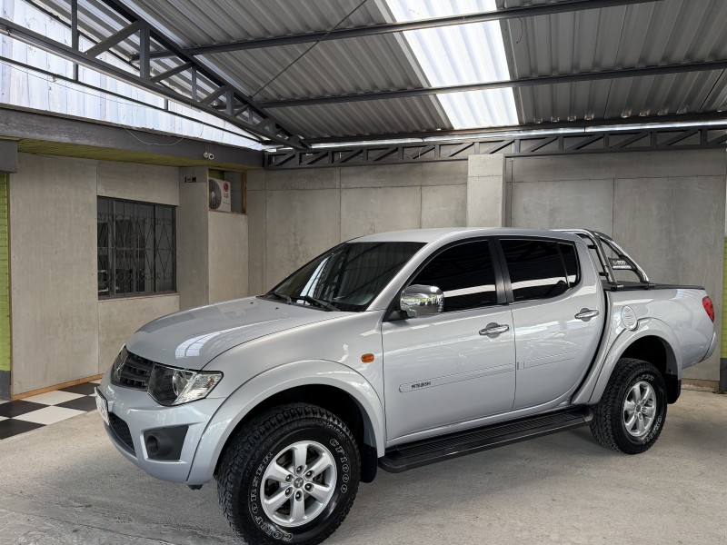 L200 TRITON 2.4 HLS 4X2 CD 16V FLEX 4P MANUAL - 2013 - CAXIAS DO SUL