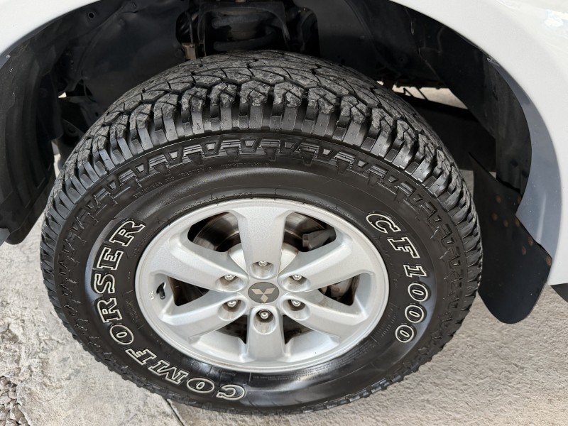 L200 TRITON 2.4 HLS 4X2 CD 16V FLEX 4P MANUAL - 2013 - CAXIAS DO SUL