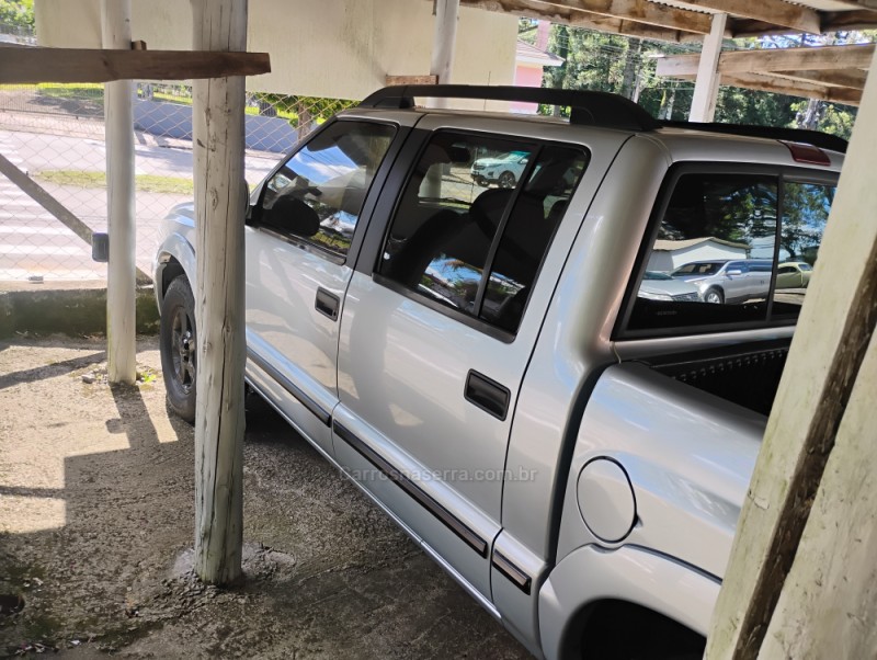 S10 2.8 COLINA 4X4 CD 12V TURBO INTERCOOLER DIESEL 4P MANUAL - 2011 - BENTO GONçALVES