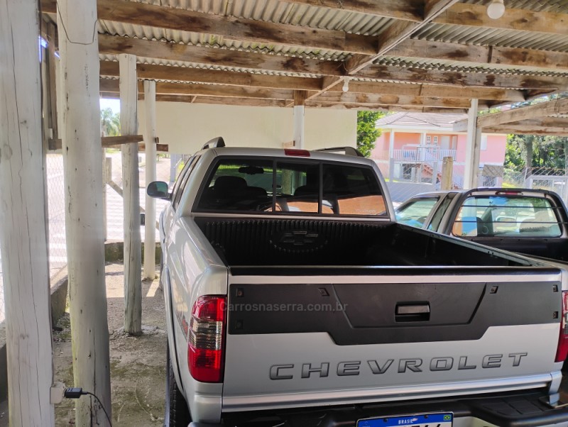 S10 2.8 COLINA 4X4 CD 12V TURBO INTERCOOLER DIESEL 4P MANUAL - 2011 - BENTO GONçALVES