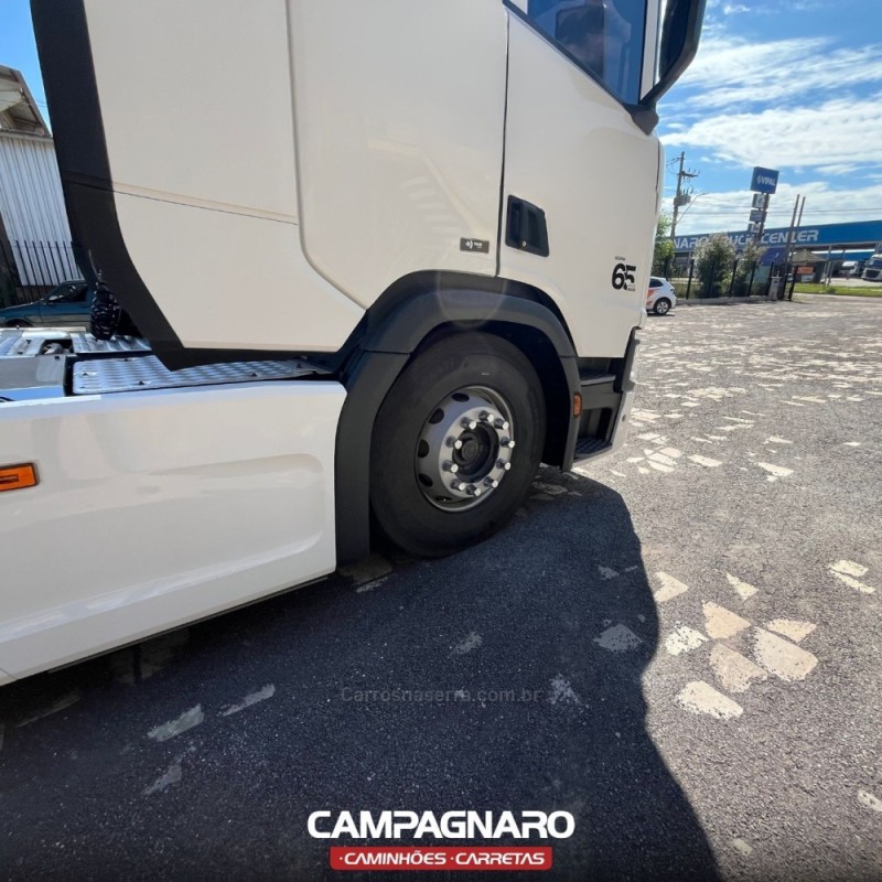 R-450 A6X2  - 2022 - VACARIA