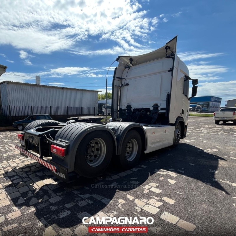 R-450 A6X2  - 2022 - VACARIA