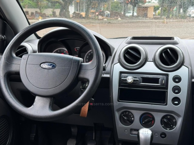 FIESTA 1.6 ROCAM HATCH 8V FLEX 4P MANUAL - 2013 - LAGOA VERMELHA