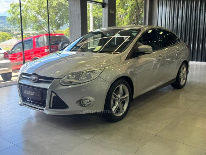 FOCUS 2.0 16V FLEX 4P AUTOMÁTICO - 2014 - DOIS IRMãOS