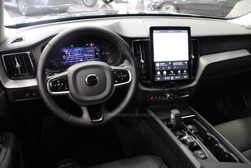 XC60 2.0 T8 RECHARGE PLUS AWD HIBRIDO 4P AUTOMÁTICO - 2026 - CAXIAS DO SUL