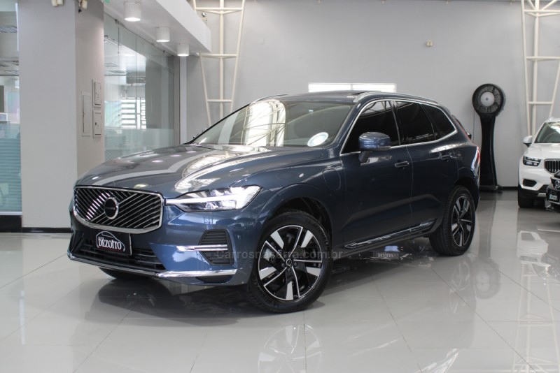 XC60 2.0 T8 RECHARGE PLUS AWD HIBRIDO 4P AUTOMÁTICO
