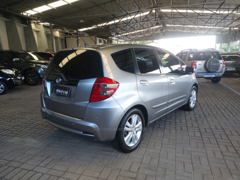 FIT 1.5 EX 16V GASOLINA 4P AUTOMÁTICO - 2013 - CAXIAS DO SUL