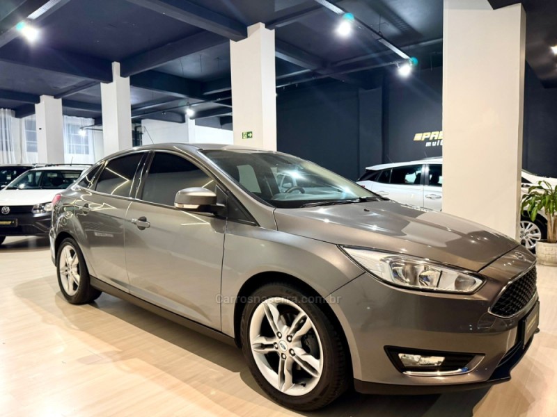 FOCUS 2.0 SE FASTBACK 16V FLEX 4P AUTOMÁTICO - 2016 - BENTO GONçALVES