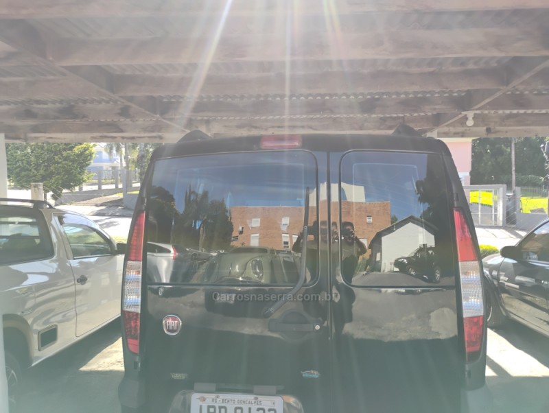 DOBLÓ 1.8 ELX 8V FLEX 4P MANUAL 7 LUGARES - 2009 - BENTO GONçALVES