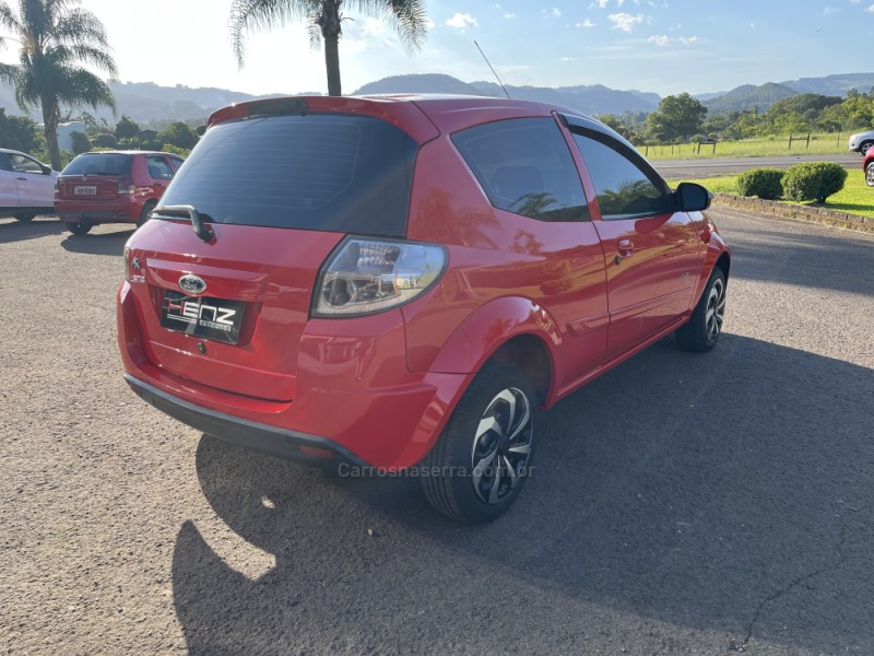 KA 1.0 I ZETEC ROCAM 32V GASOLINA 2P MANUAL - 2013 - BOM PRINCíPIO