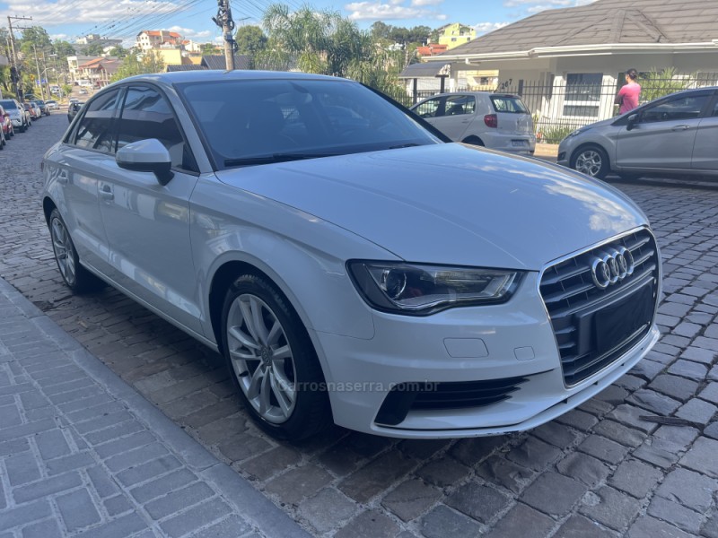 A3 1.4 TFSI SEDAN ATTRACTION 16V GASOLINA 4P S-TRONIC - 2015 - VERANóPOLIS