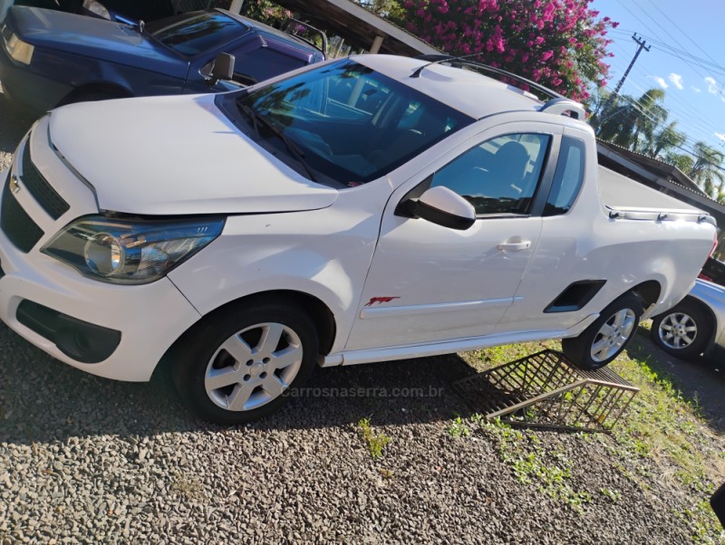 MONTANA 1.4 MPFI SPORT CS 8V FLEX 2P MANUAL - 2011 - BENTO GONçALVES