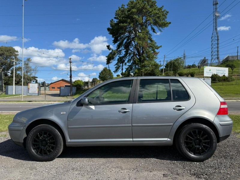 GOLF 1.6 8V GASOLINA 4P MANUAL - 2004 - FARROUPILHA