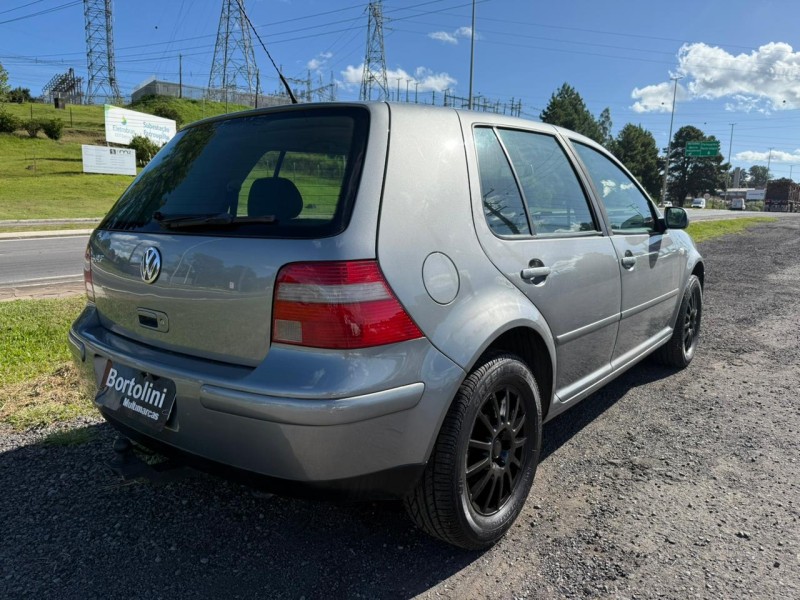 GOLF 1.6 8V GASOLINA 4P MANUAL - 2004 - FARROUPILHA