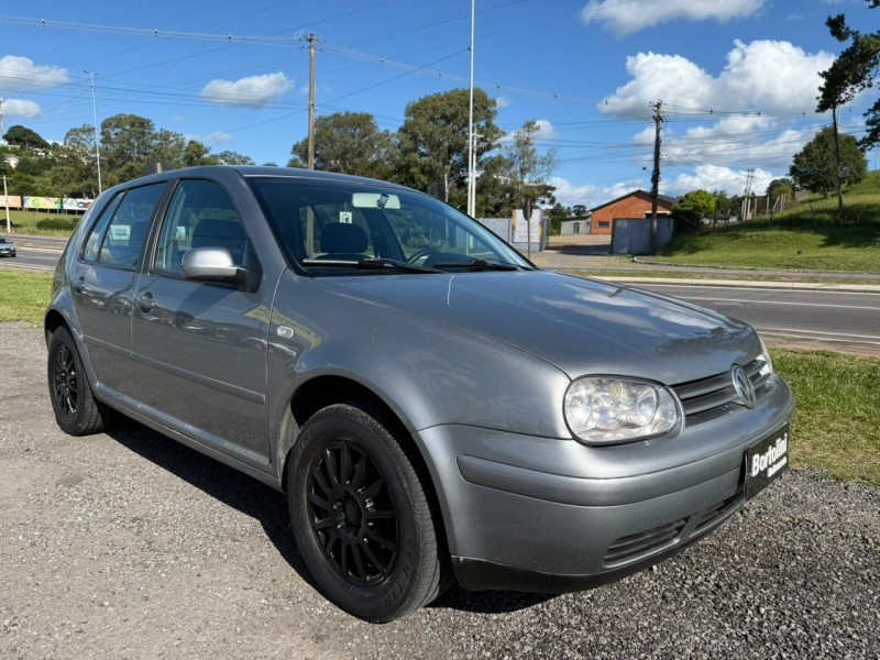 GOLF 1.6 8V GASOLINA 4P MANUAL - 2004 - FARROUPILHA