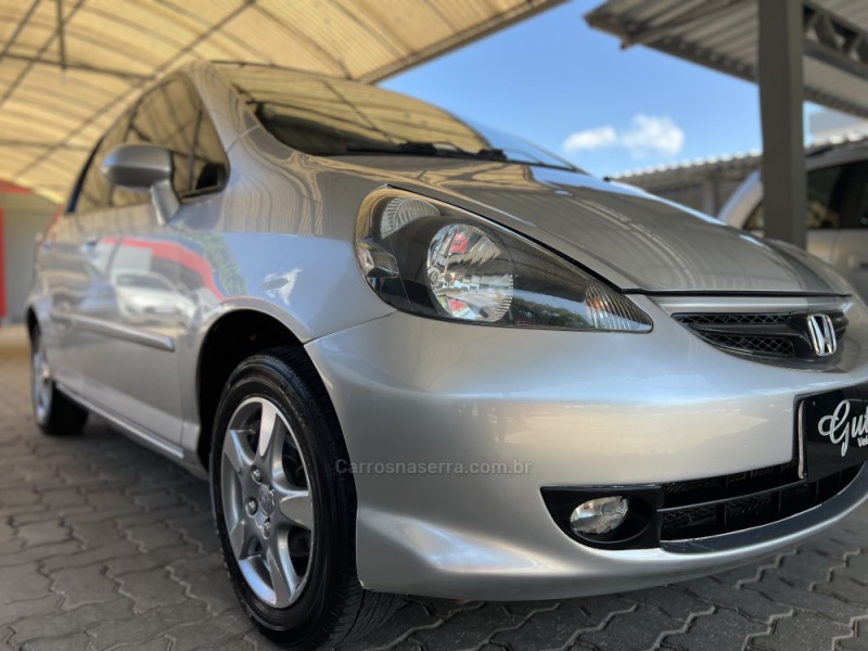 FIT 1.4 LX 8V FLEX 4P MANUAL - 2007 - BOM PRINCíPIO